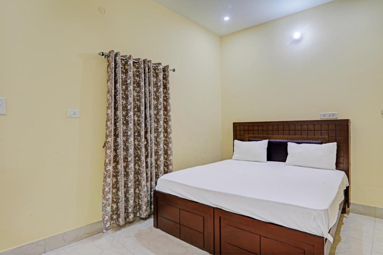 Hotel O Home Singhs Delight Varanasi Exterior foto