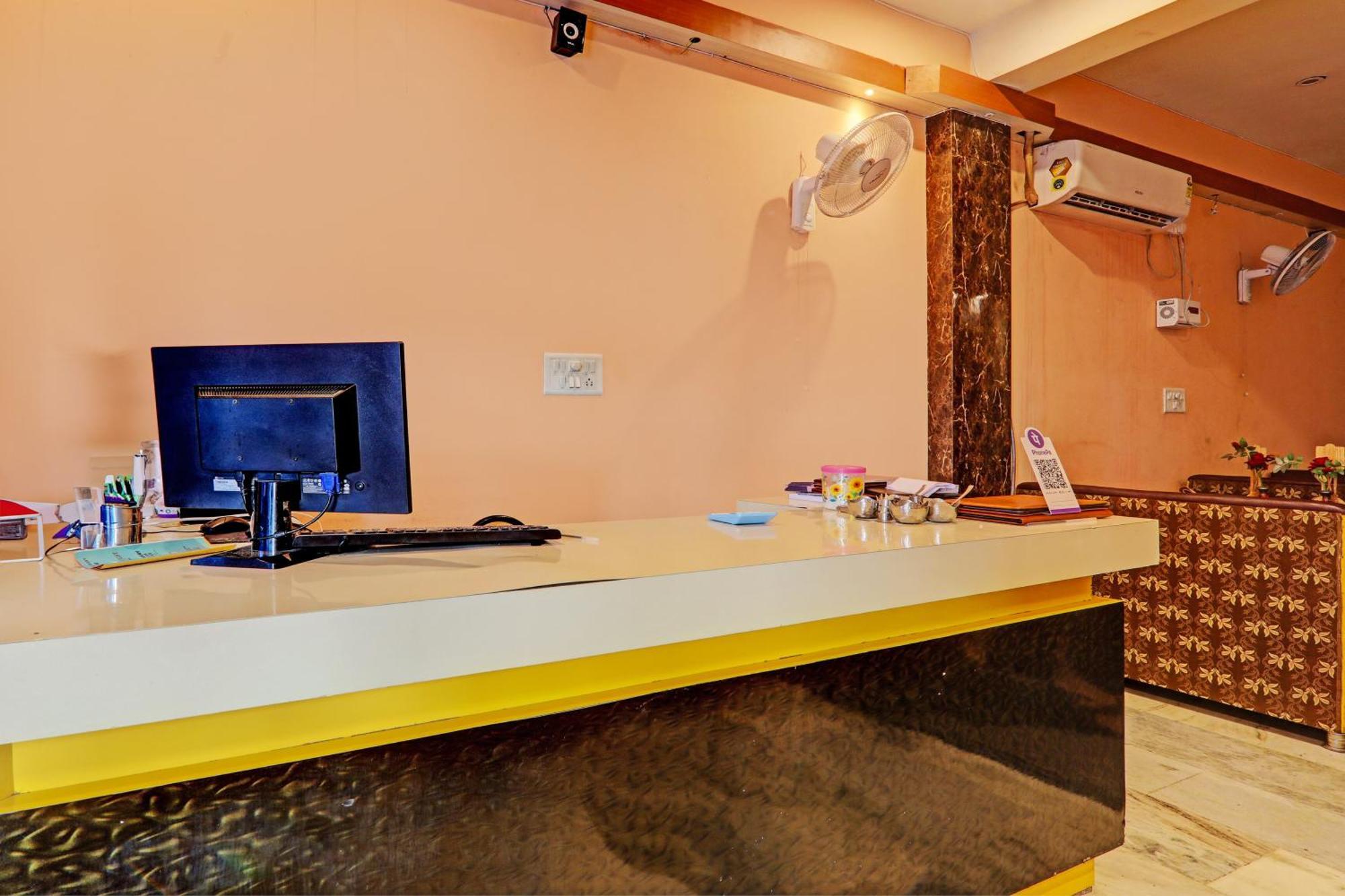 Hotel O Home Singhs Delight Varanasi Exterior foto